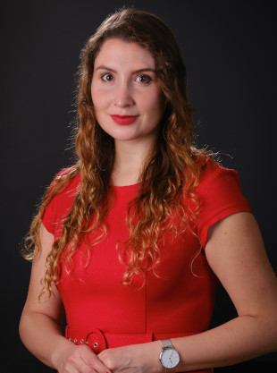Mariela Ruíz Salazar, Fundadora y Directora General del estudio jurídico